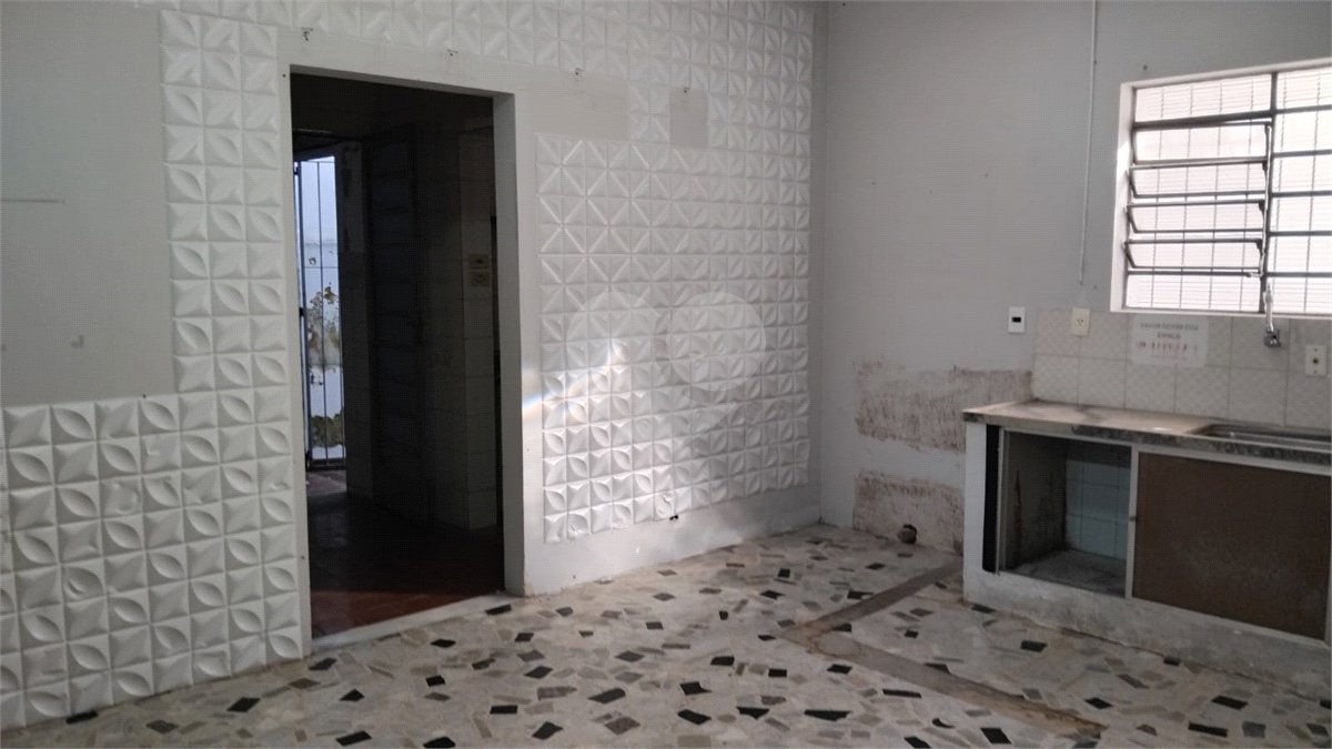 Sobrado à venda com 3 quartos, sendo 1 suíte, em Jardim Bonfiglioli, São Paulo, SP