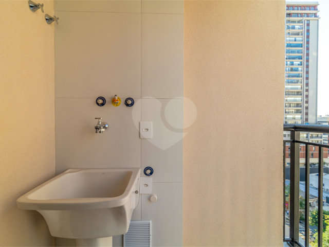 Apartamento à venda com 2 quartos, sendo 1 suíte,  em Brooklin, São Paulo, SP