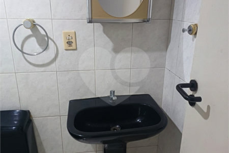 Apartamento à venda com 2 quartos em Jardim Santa Mônica, São Paulo, SP