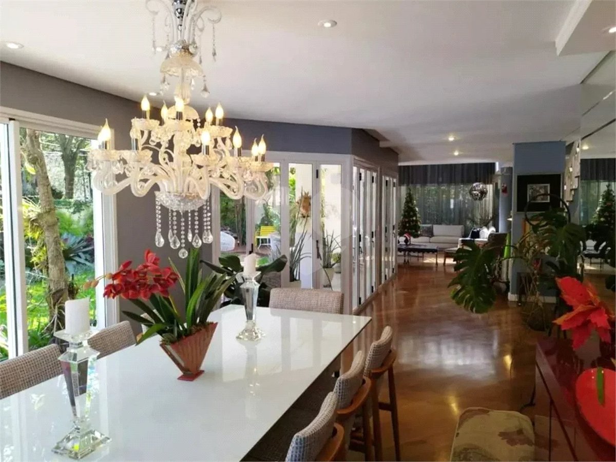 Casa com 4 suítes à venda, 915 m², com 8 vagas - Cidade Jardim - São Paulo/SP