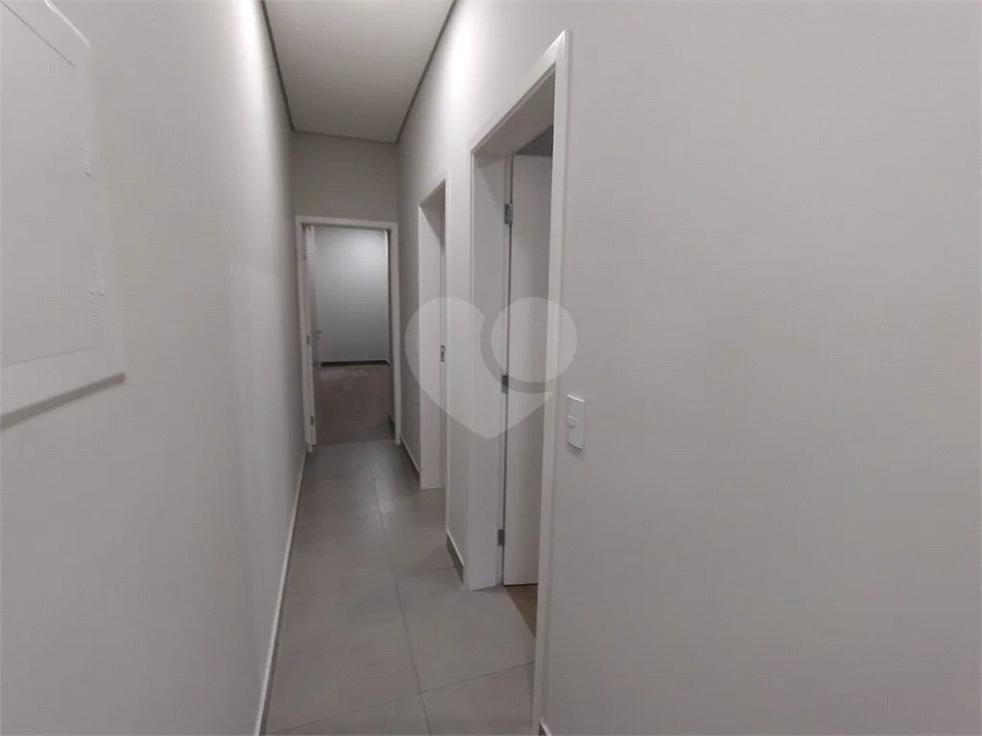 Casa em Condomínio à Venda em Piracicaba/SP.