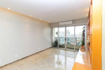 Cobertura no Ipiranga à venda com 340m², 4 quartos e 4 vagas Estuda Permuta