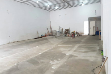 Salão para alugar no Centro, Poá, SP