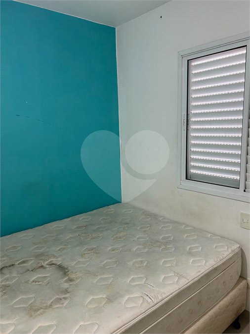 Casa à venda com 3 quartos, sendo 1 suíte,  no condomínio Village St. Louis, São Paulo - SP