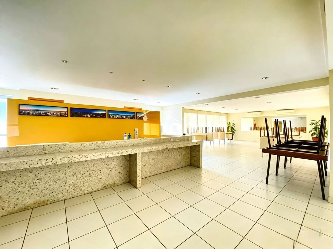 Cobertura com 2 dormitórios à venda, 183 m² por R$ 2.215.000,00 - Gonzaga - Santos/SP