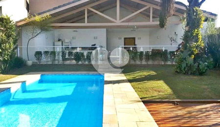 Casa à venda com 4 quartos, sendo 3 suítes,  em Santana, São Paulo, SP