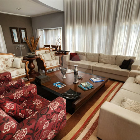 Casa à venda ou para alugar com 5 suítes no condomínio Residencial Jardim Primavera, Louveira - SP