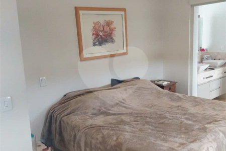 Casa à venda com 3 quartos, sendo 2 suítes, no condomínio Ibiaram 1, Itupeva - SP