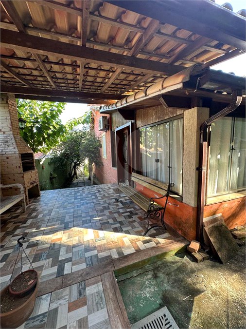 Casa em condomínio à venda com 3 quartos, sendo 2 suítes,  em Peró, Cabo Frio, RJ