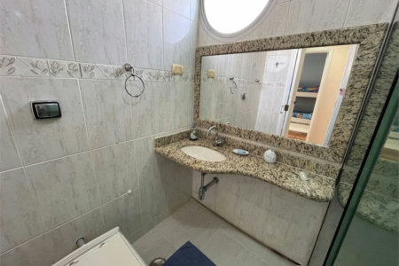 Apartamento Residencial à venda, Jardim Virginia, Guarujá - AP0424.