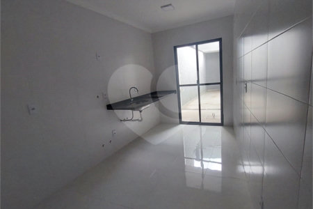 Sobrado à venda com 3 quartos, sendo 1 suíte, em Vila Carrão, São Paulo, SP