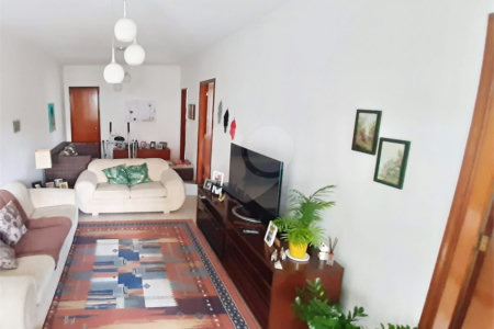 Sobrado à venda com 3 quartos em Água Fria, São Paulo, SP