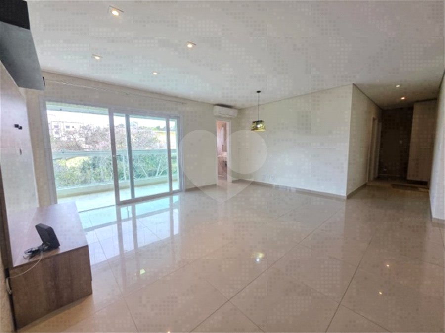 Apartamento à venda ou para alugar com 3 suítes no Centro, Vinhedo, SP