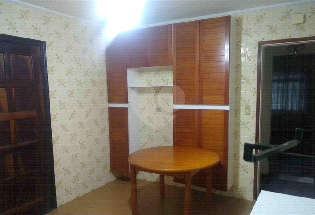Sobrado à venda com 3 quartos no Brasilândia, São Paulo, SP