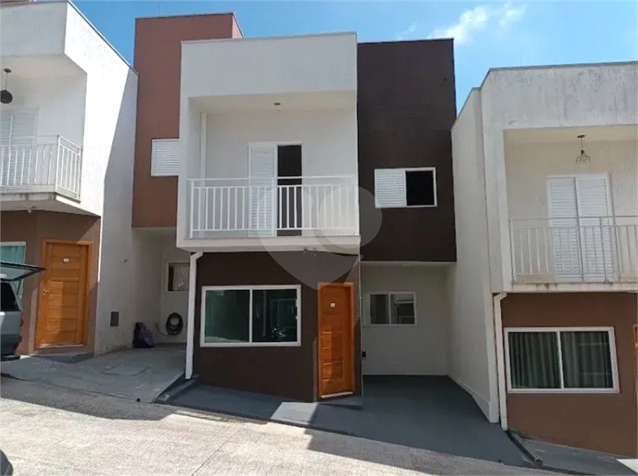 Casa à venda com 2 quartos no condomínio Residencial Monaco, Mogi das Cruzes - SP