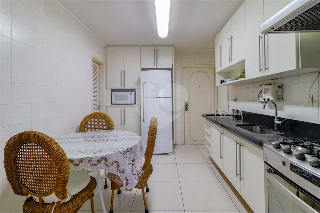 Cobertura à venda com 4 quartos, sendo 2 suítes,  em Perdizes, São Paulo, SP