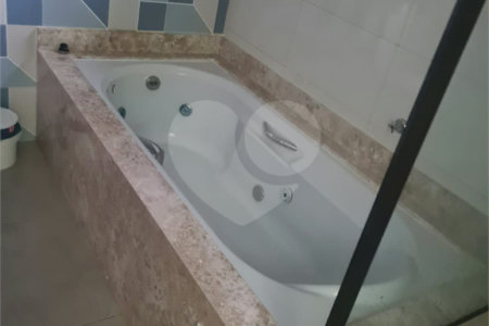 Terreno à venda com 4 suítes no condomínio Granja Anita, Mogi das Cruzes - SP
