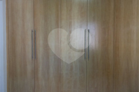 Apartamento à venda com 3 suítes em Vila Suzana, São Paulo, SP