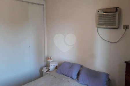 Casa à venda com 3 quartos, sendo 2 suítes, em Cidade dos Bandeirantes, São Paulo, SP