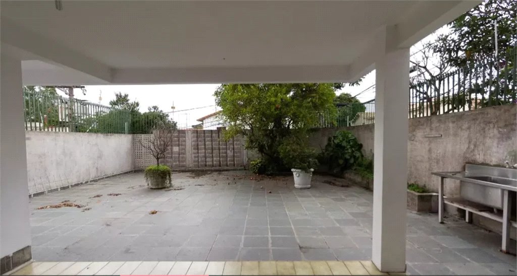Casa à venda com 4 quartos, sendo 1 suíte,  em Vila Tiradentes, São Paulo, SP