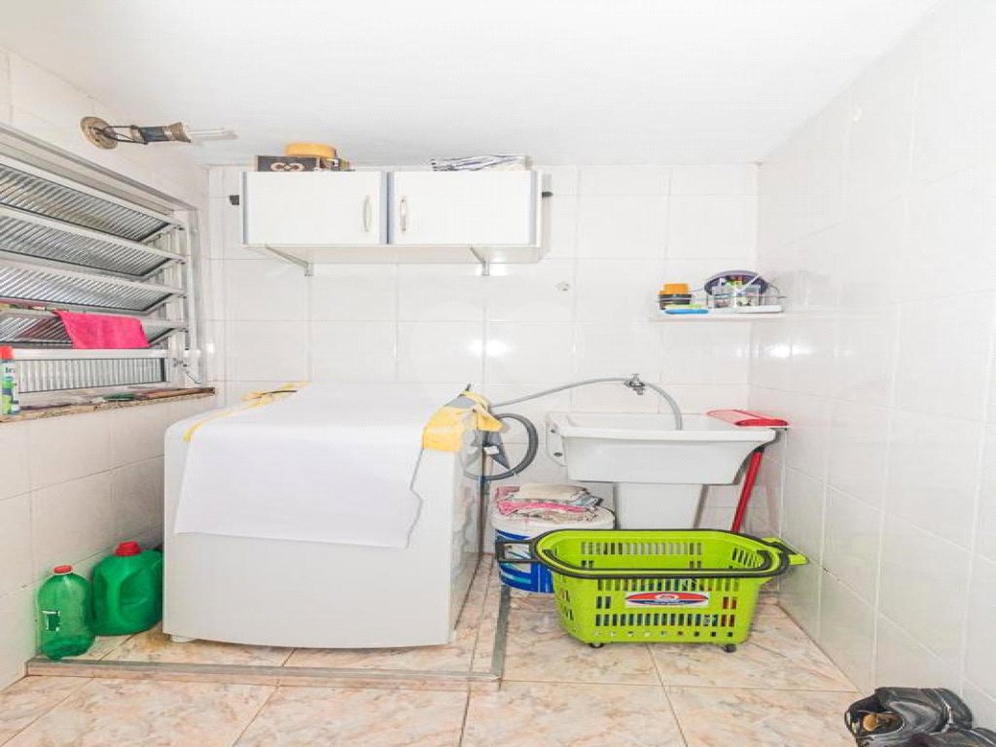 Casa à venda com 2 quartos em Tremembé, São Paulo, SP