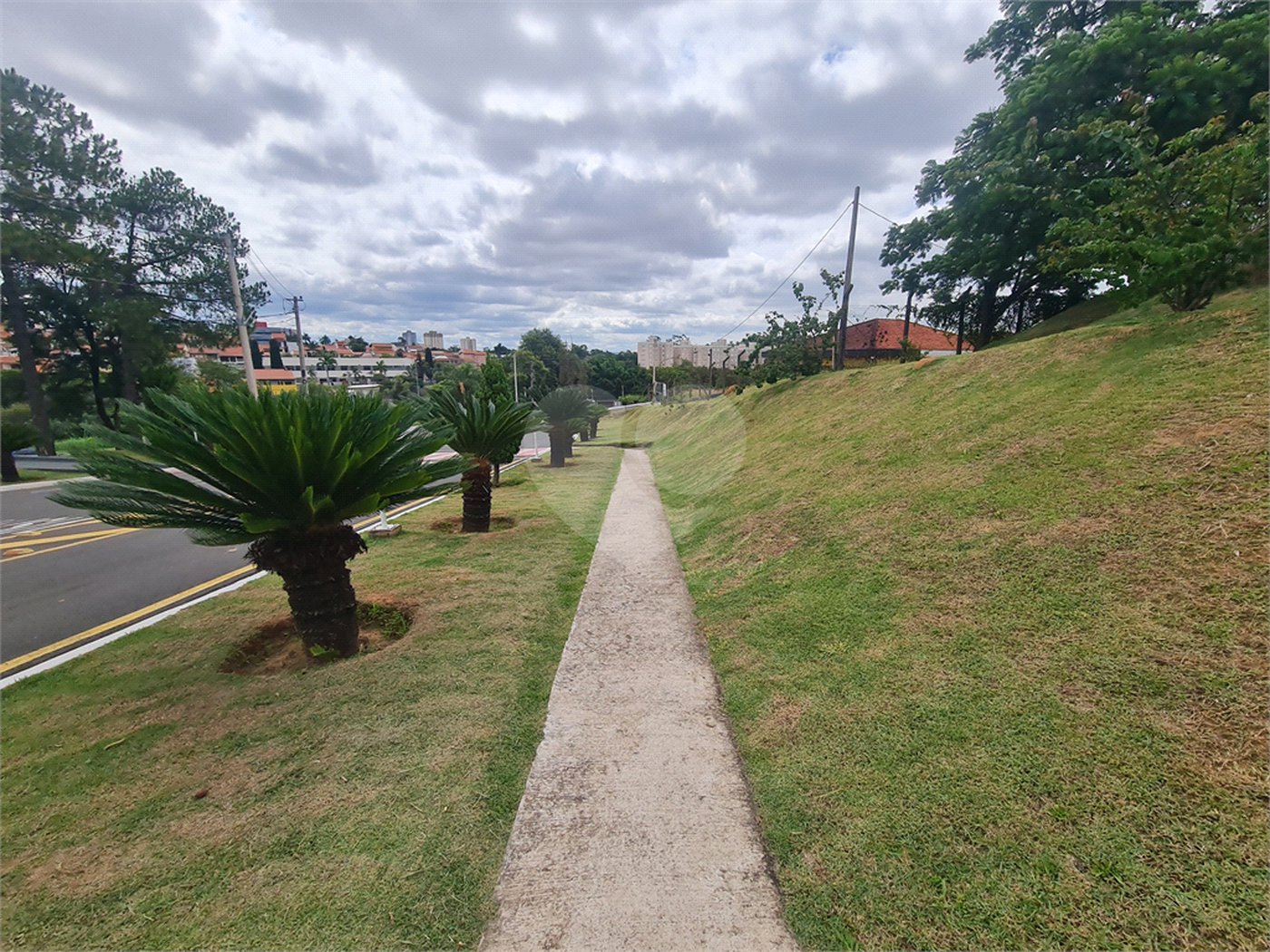 Terreno à venda no condomínio Bouganville, Sorocaba - SP