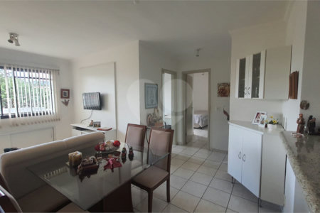 Apartamento à Venda no Residencial Itamaracá