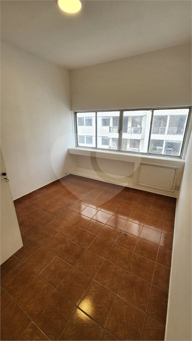 Apartamento à venda com 2 quartos em Praça da Bandeira, Rio de Janeiro, RJ
