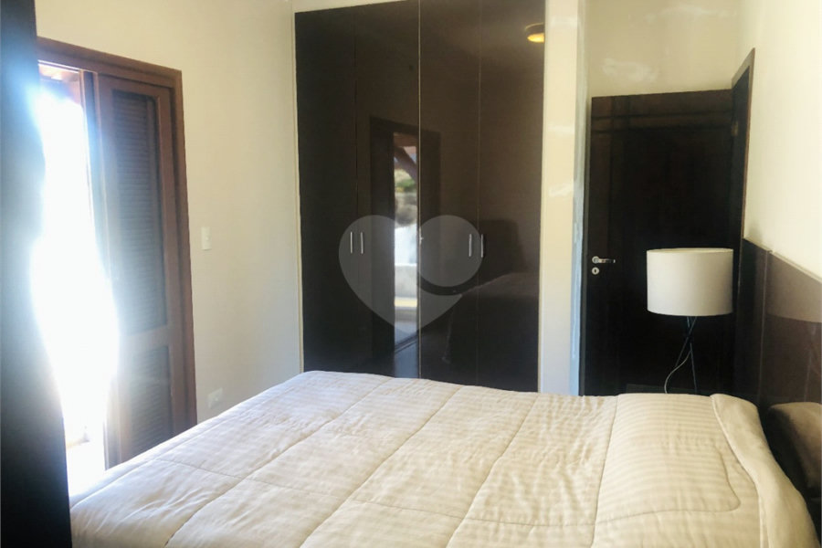 Sobrado à venda com 3 quartos, sendo 1 suíte, em Jardim Peri, São Paulo, SP