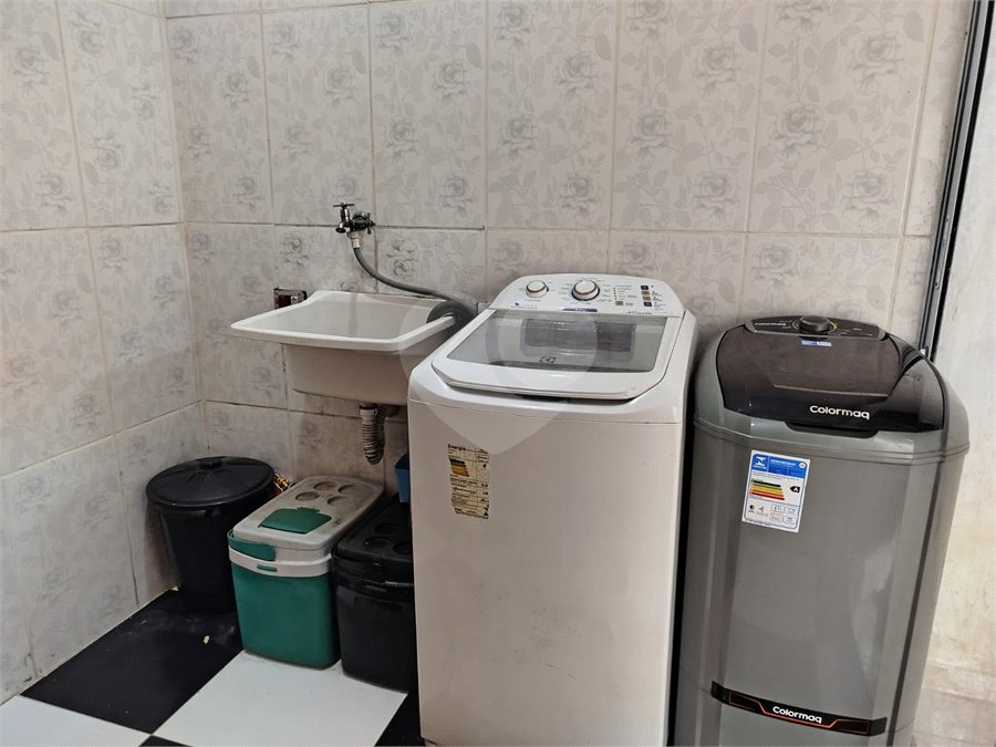 Casa à venda com 3 quartos, sendo 1 suíte, em Real Parque, Votorantim, SP