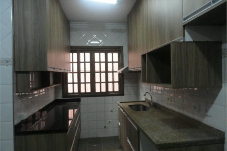 Sobrado à venda com 3 quartos, sendo 1 suíte, em Parque Ipê, São Paulo, SP