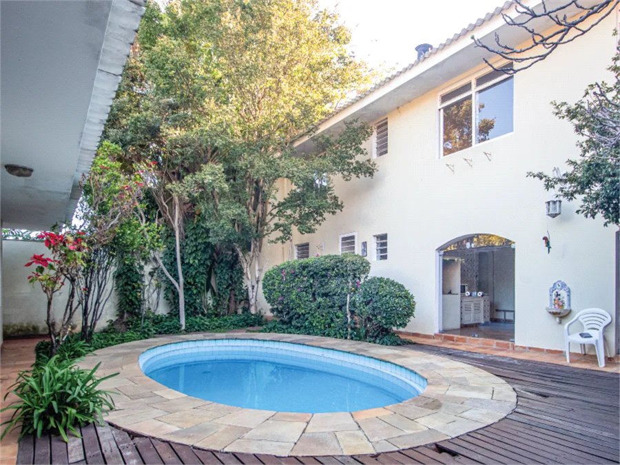 Casa à venda com 3 suítes em Alto de Pinheiros, São Paulo, SP