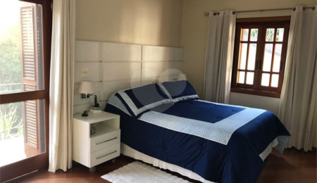 Casa à venda com 3 suítes no condomínio Parque Imperial da Cantareira, Mairiporã - SP