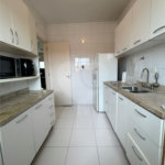 Casa à venda com 3 quartos, sendo 1 suíte, no condomínio New Village, Cotia - SP