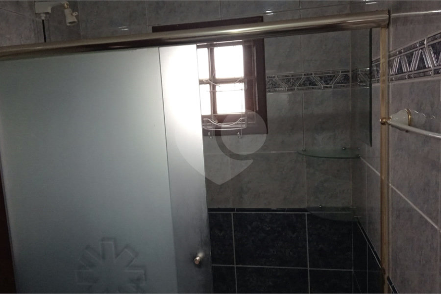Sobrado à venda com 4 quartos, sendo 3 suítes,  em Horto Florestal, São Paulo, SP