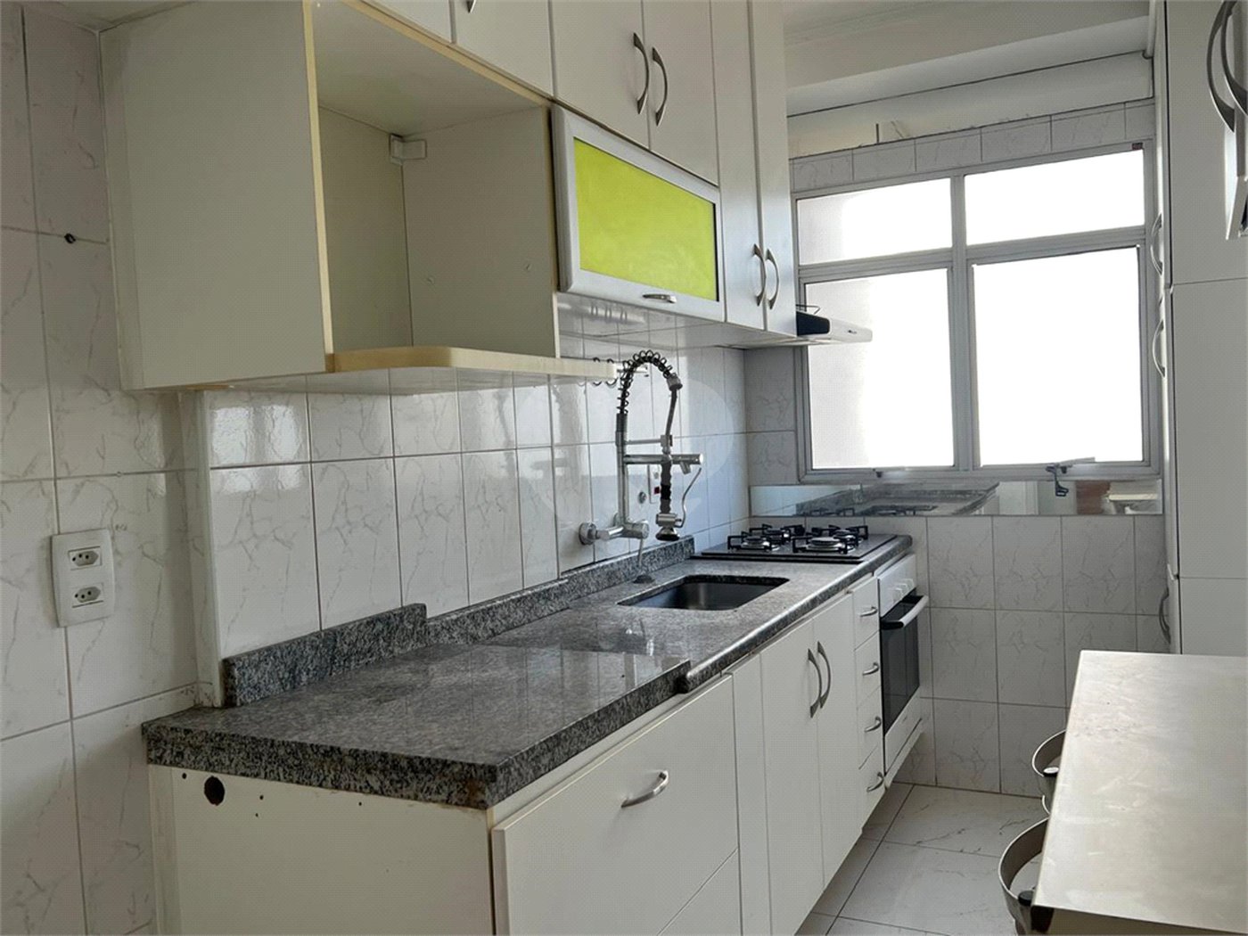 Apartamento à venda com 2 quartos, sendo 1 suíte, em Santa Teresinha, São Paulo, SP