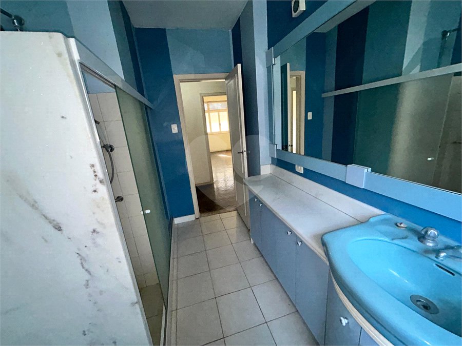 Apartamento à venda com 4 quartos, sendo 1 suíte,  em Flamengo, Rio de Janeiro, RJ