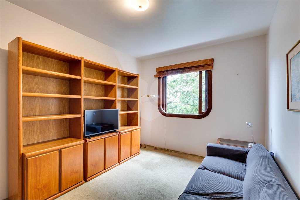 Apartamento à venda com 4 quartos, sendo 2 suítes, em Granja Julieta, São Paulo, SP