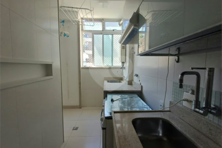 Apartamento à venda com 3 quartos, sendo 1 suíte,  em Lagoa, Rio de Janeiro, RJ