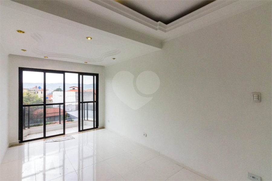 Apartamento à venda com 3 quartos, sendo 1 suíte, em Vila Nova Cachoeirinha, São Paulo, SP