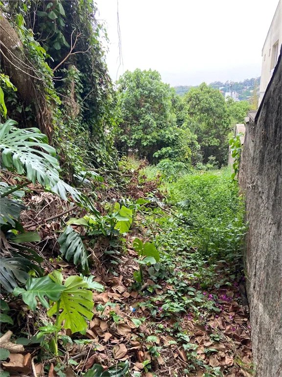 Terreno à venda no condomínio Jd Leonor, São Paulo - SP