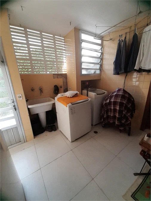 Casa para alugar com 3 quartos, sendo 1 suíte,  em Vila Sônia, São Paulo, SP