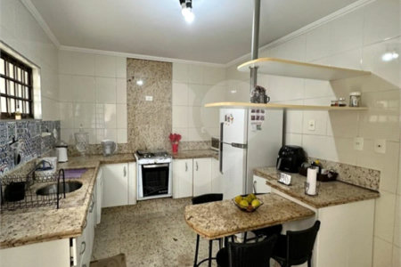 Sobrado à venda com 3 quartos, sendo 1 suíte,  em Mogi Moderno, Mogi das Cruzes, SP