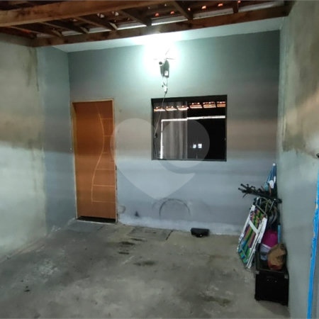Casa de Vila para alugar com 2 quartos em Lopes de Oliveira, Sorocaba, SP