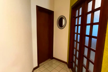 Casa à venda com 3 quartos, sendo 1 suíte,  em Santos Dumont, Três Lagoas, MS