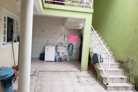 Casa à venda com 6 quartos, sendo 3 suítes, em Alto Ipiranga, Mogi das Cruzes, SP