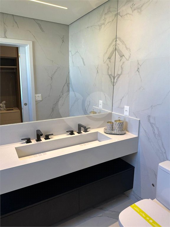 Casa à venda com 6 suítes no condomínio Golf CL, Bertioga - SP