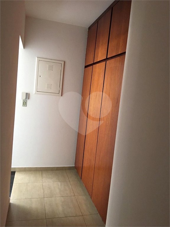 Casa à venda com 4 quartos, sendo 1 suíte, em Loteamento Loanda, Atibaia, SP