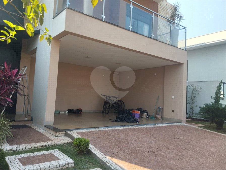 Casa à venda com 3 suítes em Jardim Salto Grande, Araraquara, SP