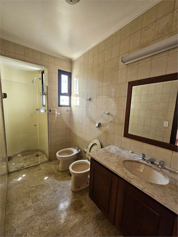 Apartamento à venda com 4 quartos, sendo 2 suítes,  em Jardim Parque Morumbi, São Paulo, SP